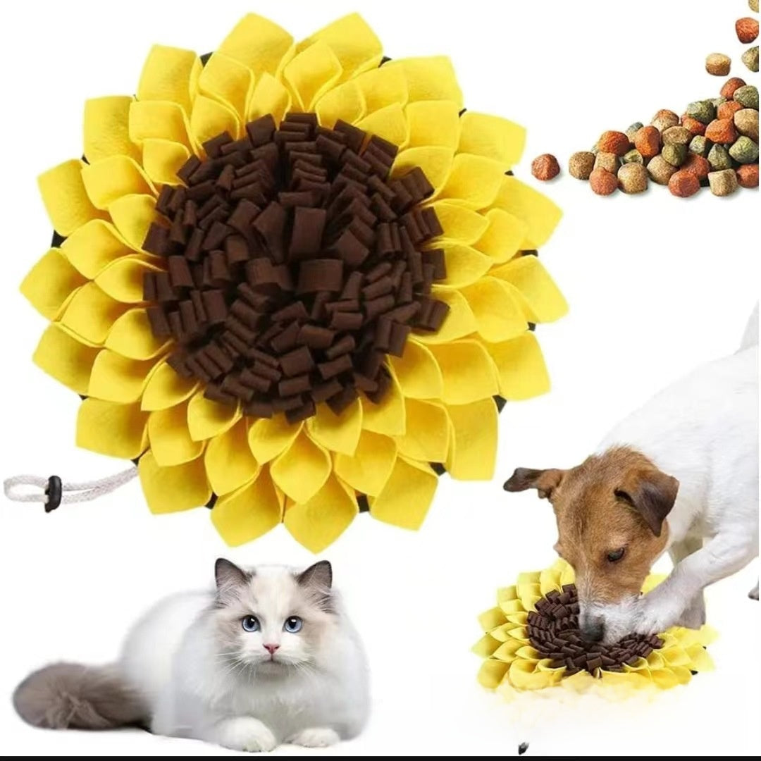 Interactive Pet Foraging Mat Slow Feeder Puzzle Toy